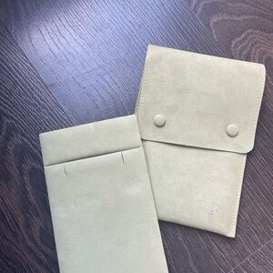 Van Cleef& Arpels empty bag